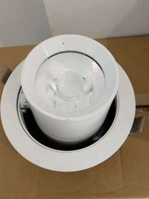 adjustable recessed ceiling lights